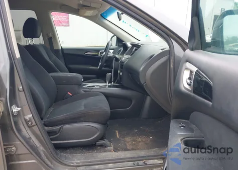 2016 Nissan Pathfinder S z USA, uszkodzony, nr VIN 5N1AR2MN1GC621490